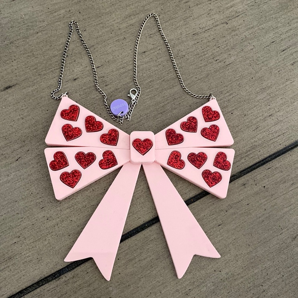 Sweetheart red and pink bowtie necklace